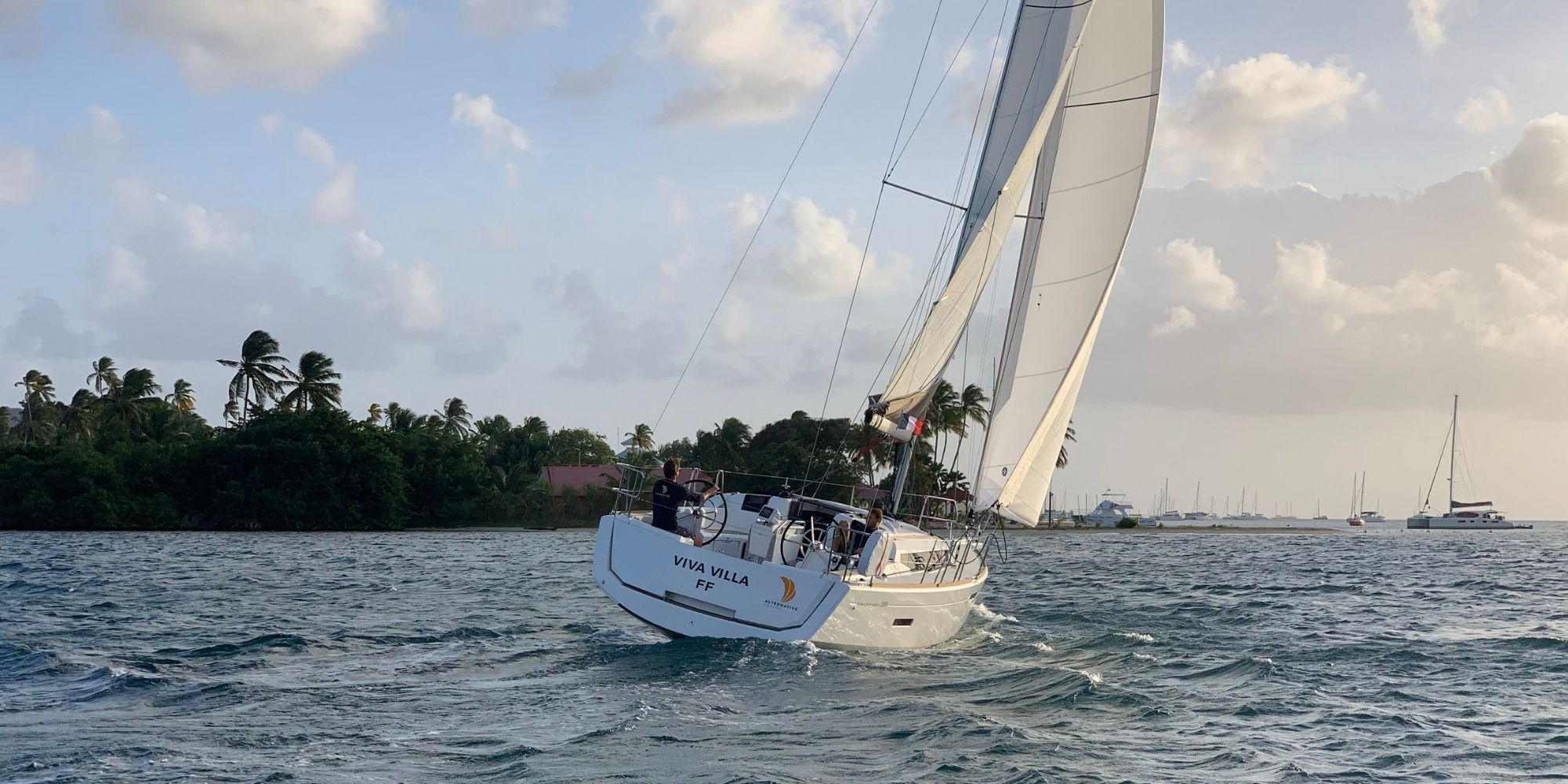 Sun Odyssey 389  | Location Sun Odyssey 389 en Martinique aux Antilles
